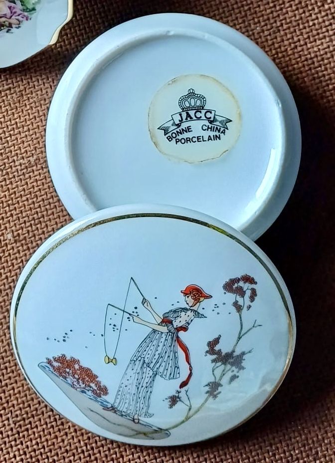 Caixas de porcelana