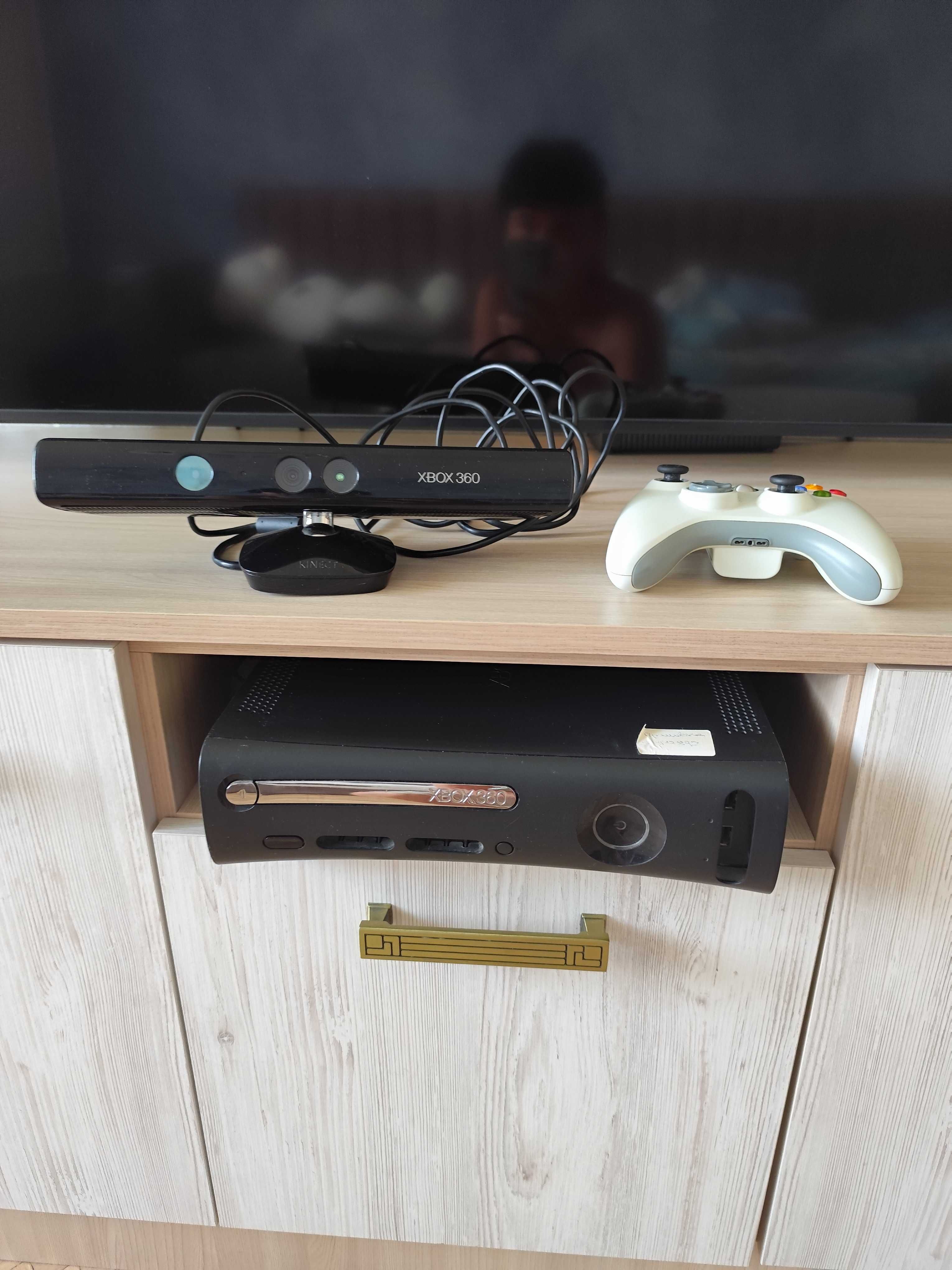 Приставка XBOX 360