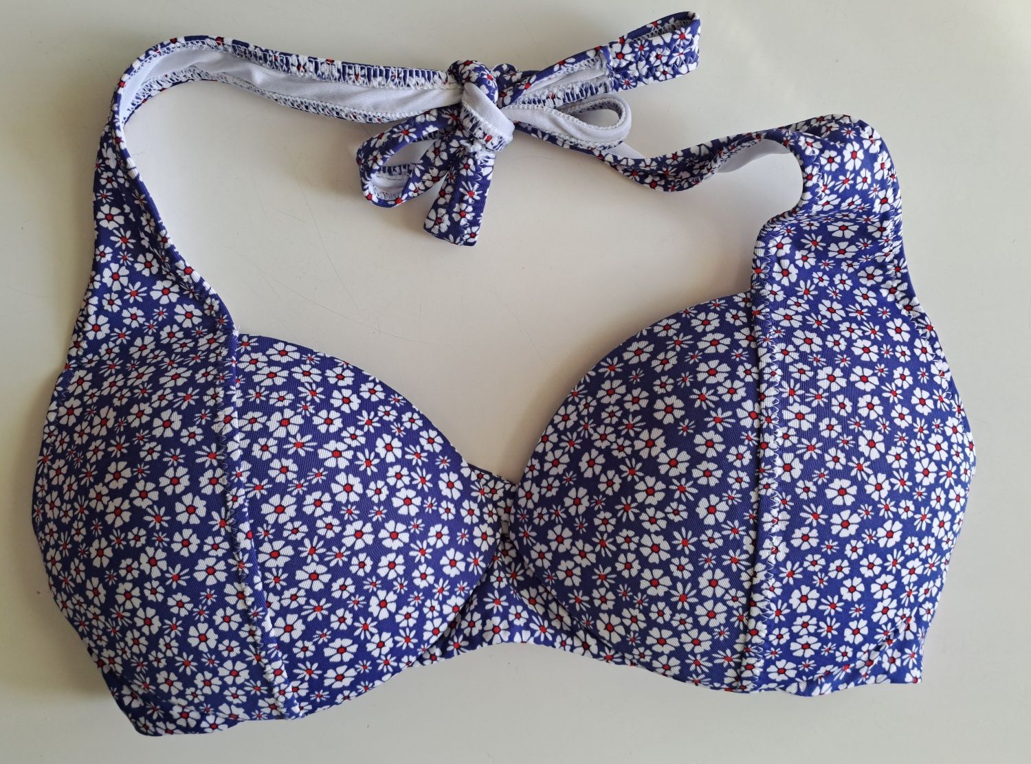 Calzedonia stanik kąpielowy rozmiar EU 80B/75C/70D góra od bikini