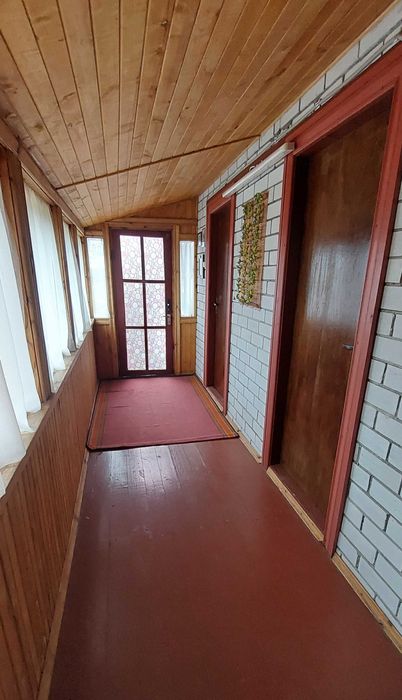 Продам будинок з земельною ділянкою