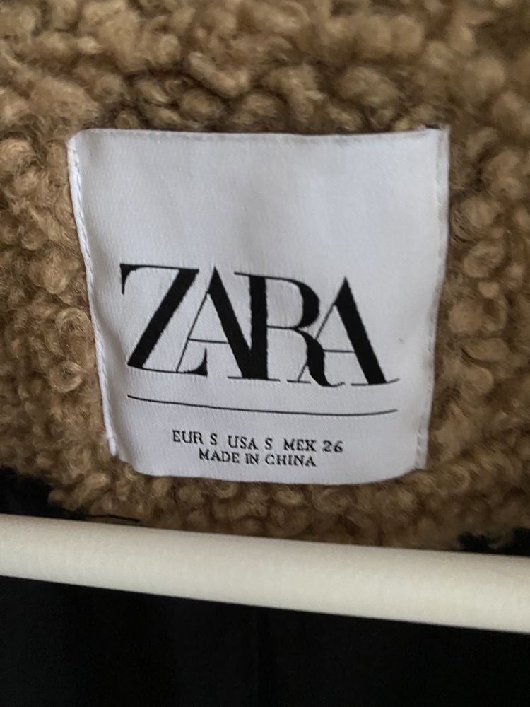 Шубка Zara, у відмінному стані