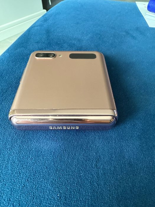 Samsung galaxy z flip 5g, SM f707b, nowy, bez opakowania. 256gb