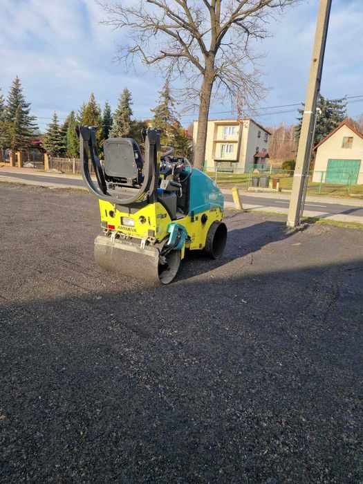 Wynajem minikoparki 1,9t, koparko-ładowarki 9t, walca, glebogryzarka
