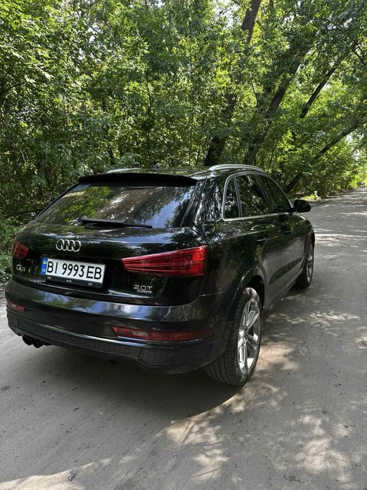 Продам AUDI Q3 2017р