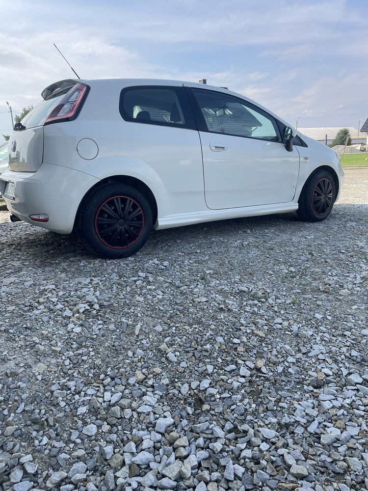 Fiat Punto 1.4 T-Jet 135 KM 2013r| MultiAir | Full opcja | Unikatowy
