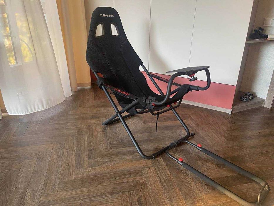 PLAYSEAT Challenge ActiFit