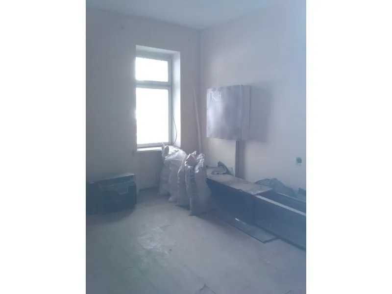 ПРОДАЖ - групи нежитлових приміщень, площею 984,5 кв.м. м.Сміла