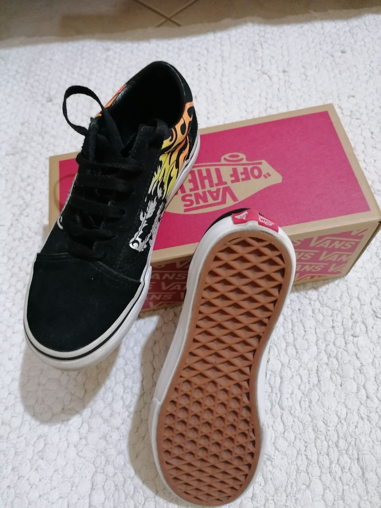 Tênis Vans Old Skool