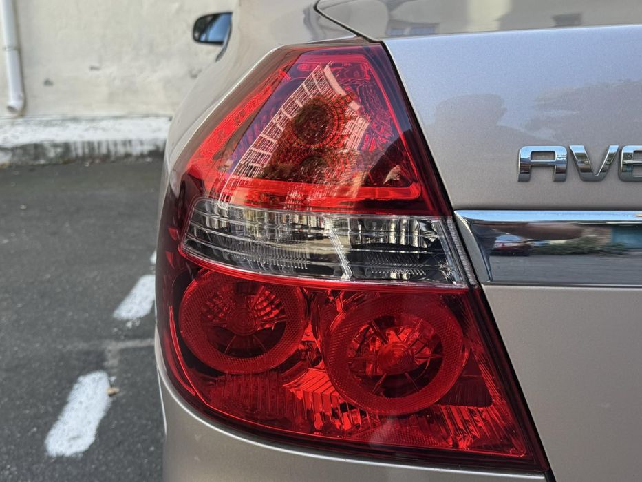 Шевроле авео 2008 год. Газ