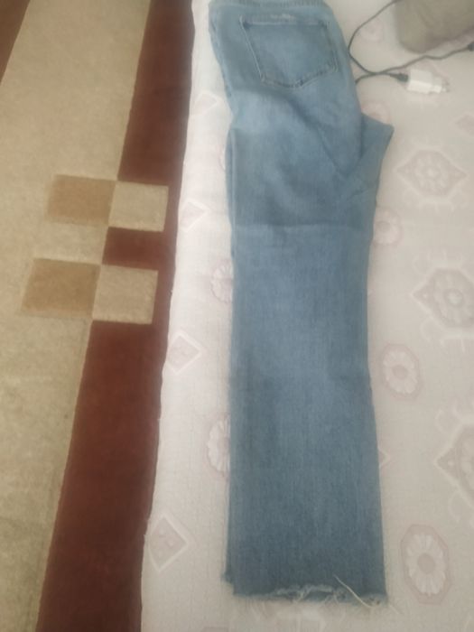 Джинсы женские б/у.