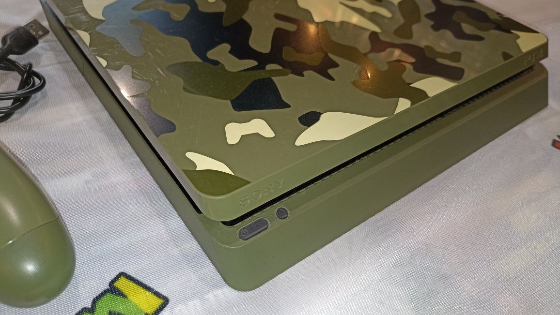 Konsola PS4 Slim 1tb moro green camouflage sprawna (zamiana na ps3)