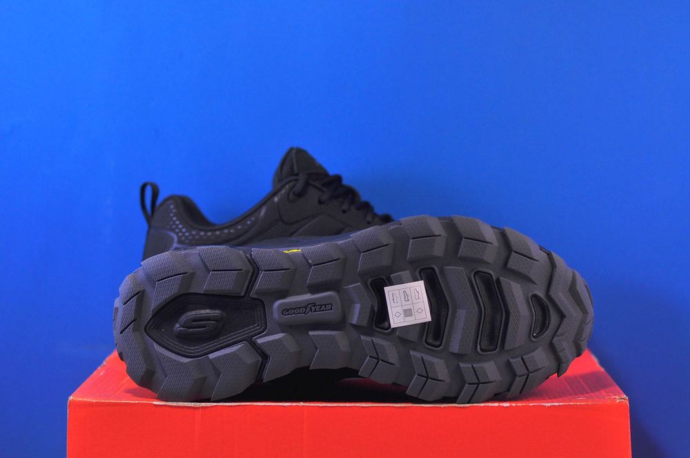 Кросівки Skechers Max Protect , Nike Air Jordan 4 Rm Black оригінал