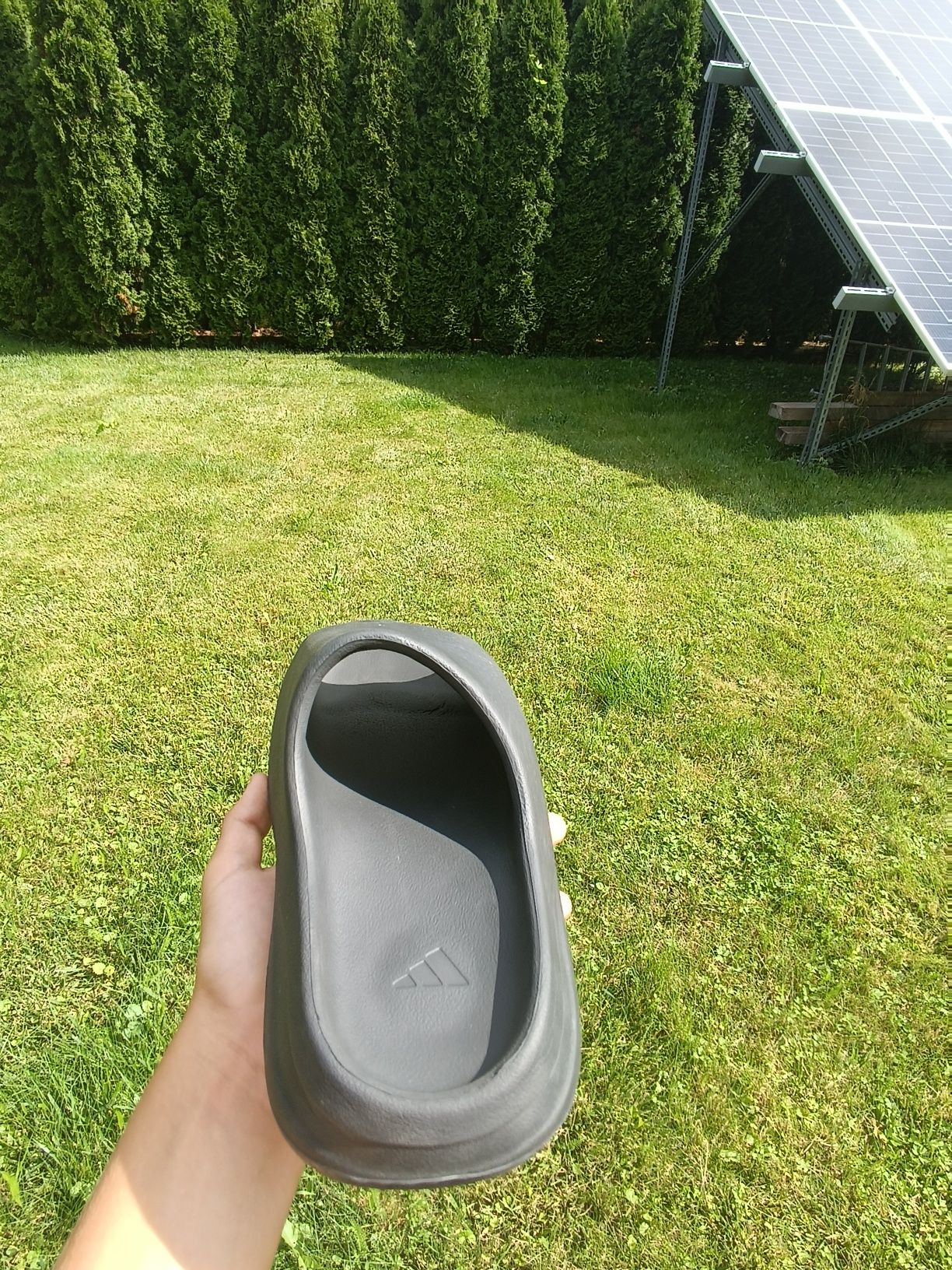 Yeezy Slide mega dobre na lato (OPIS)
