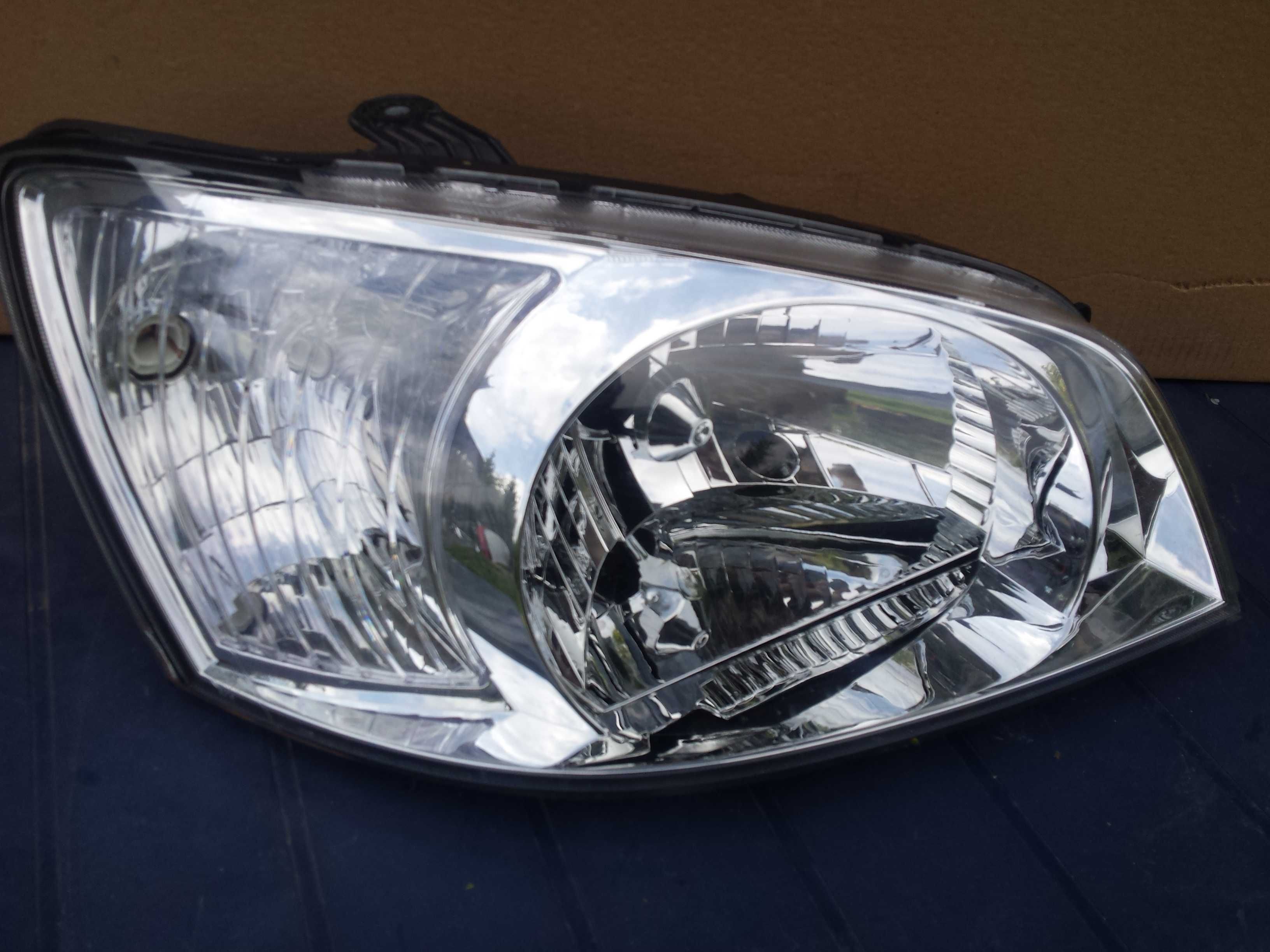 Lampa prawy przód Hyundai Getz