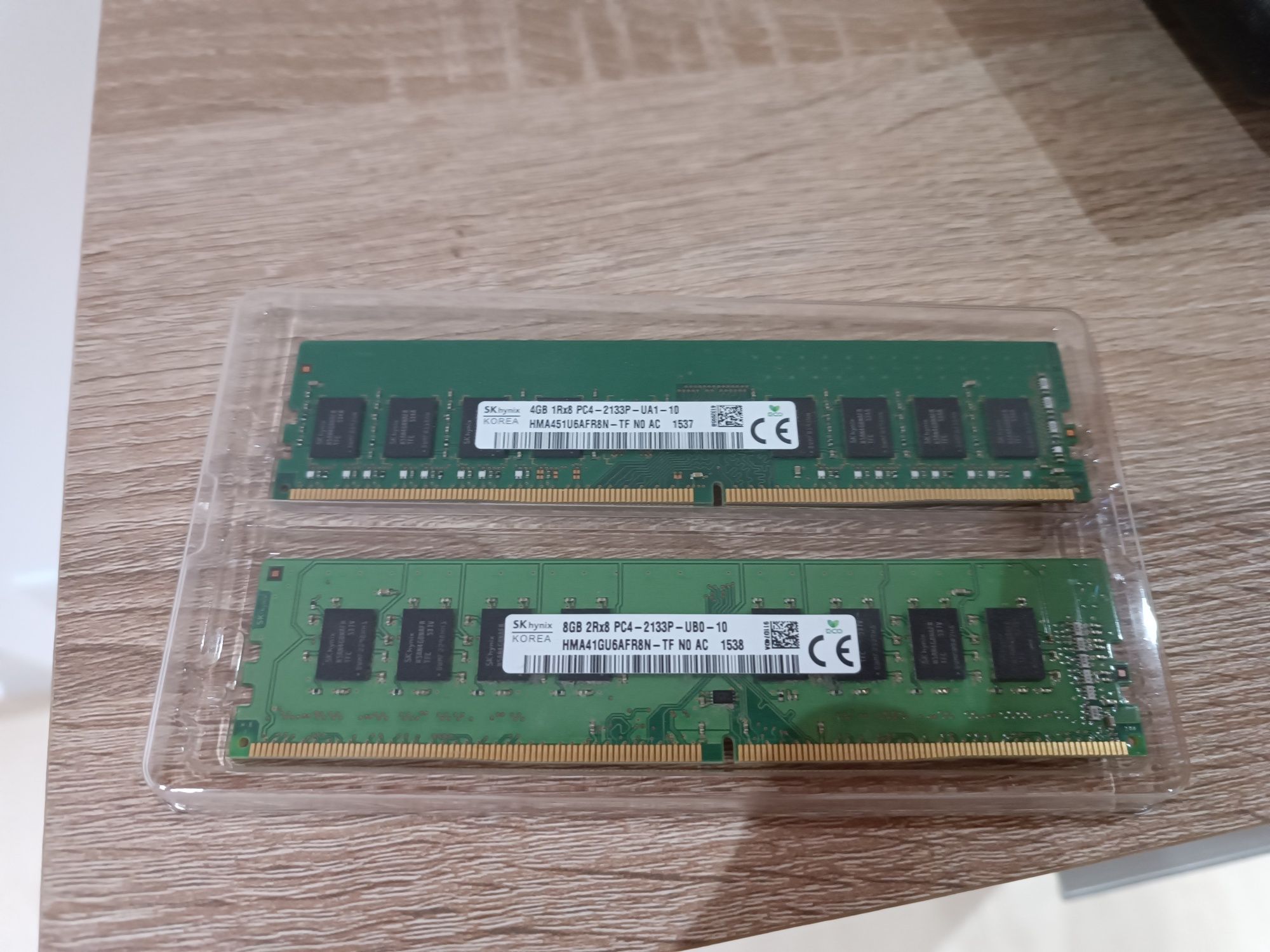 Memórias RAM DDR3 12GB (4GB + 8GB) – Bom Estado