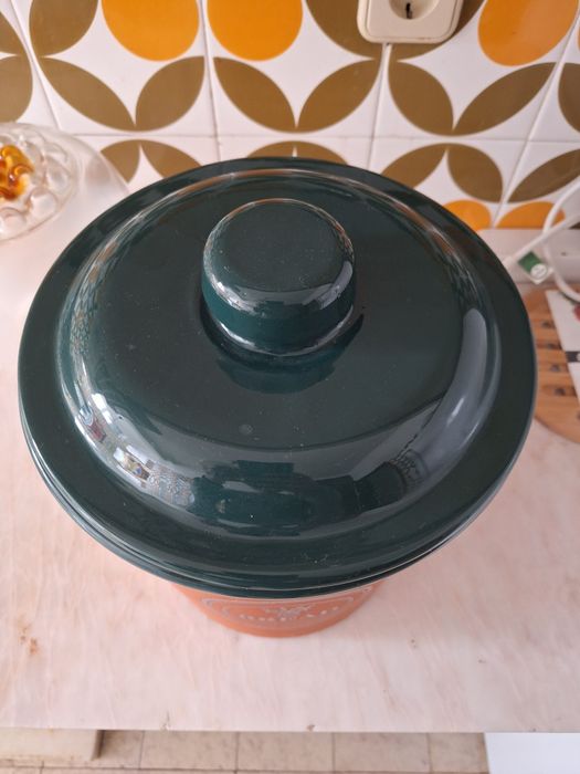 Pote de cozinha em cerâmica terracota