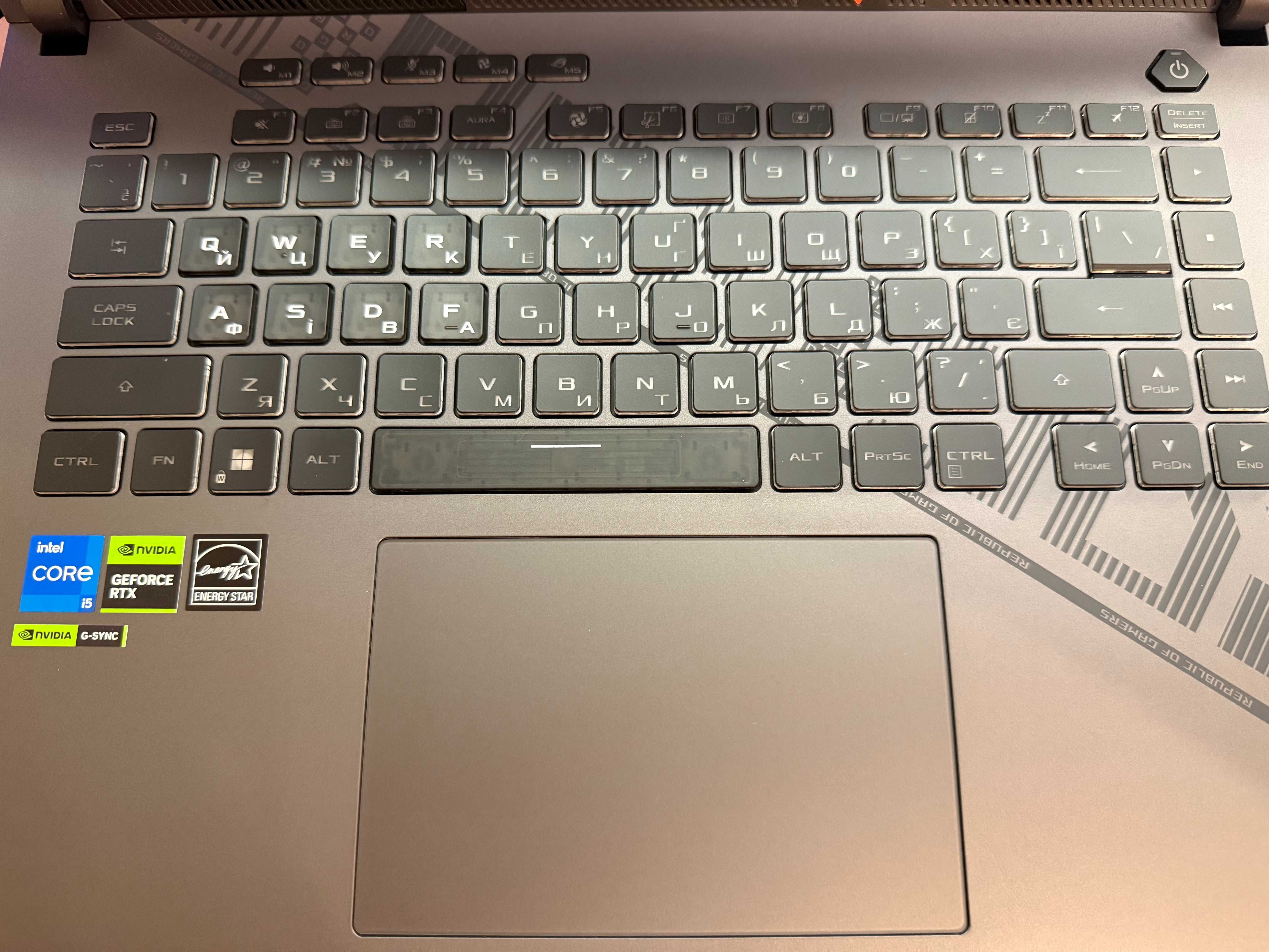 ASUS ROG Strix G16 G614JV / RTX 4060 / 32GB DDR5 / 1TB