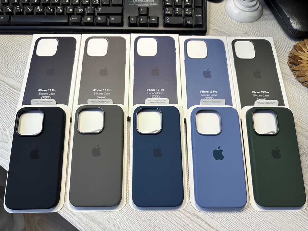 Силиконовый чехол Apple iPhone 15 Pro / 15 Pro Max Silicone Case