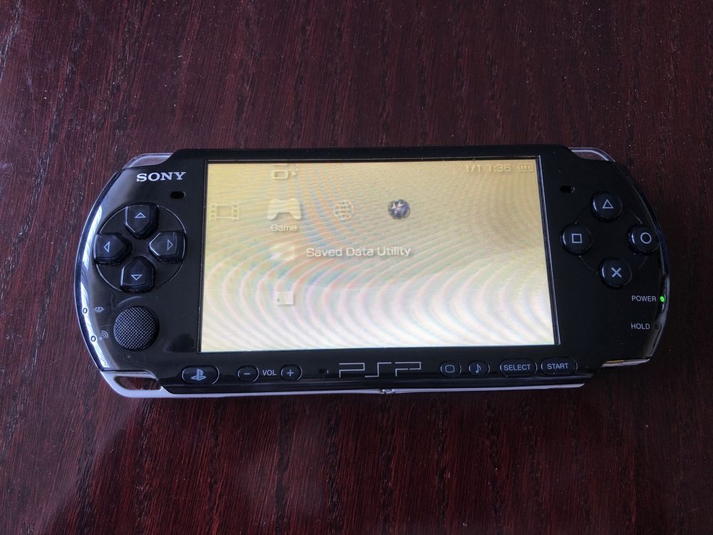 Konsola Sony PSP Slim 3004 + akcesoria