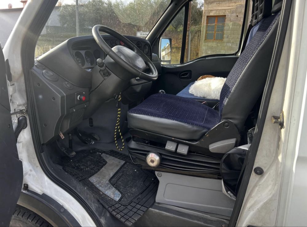 Carrinha Iveco Dally III 3.0 35C14 contentor com plataforma