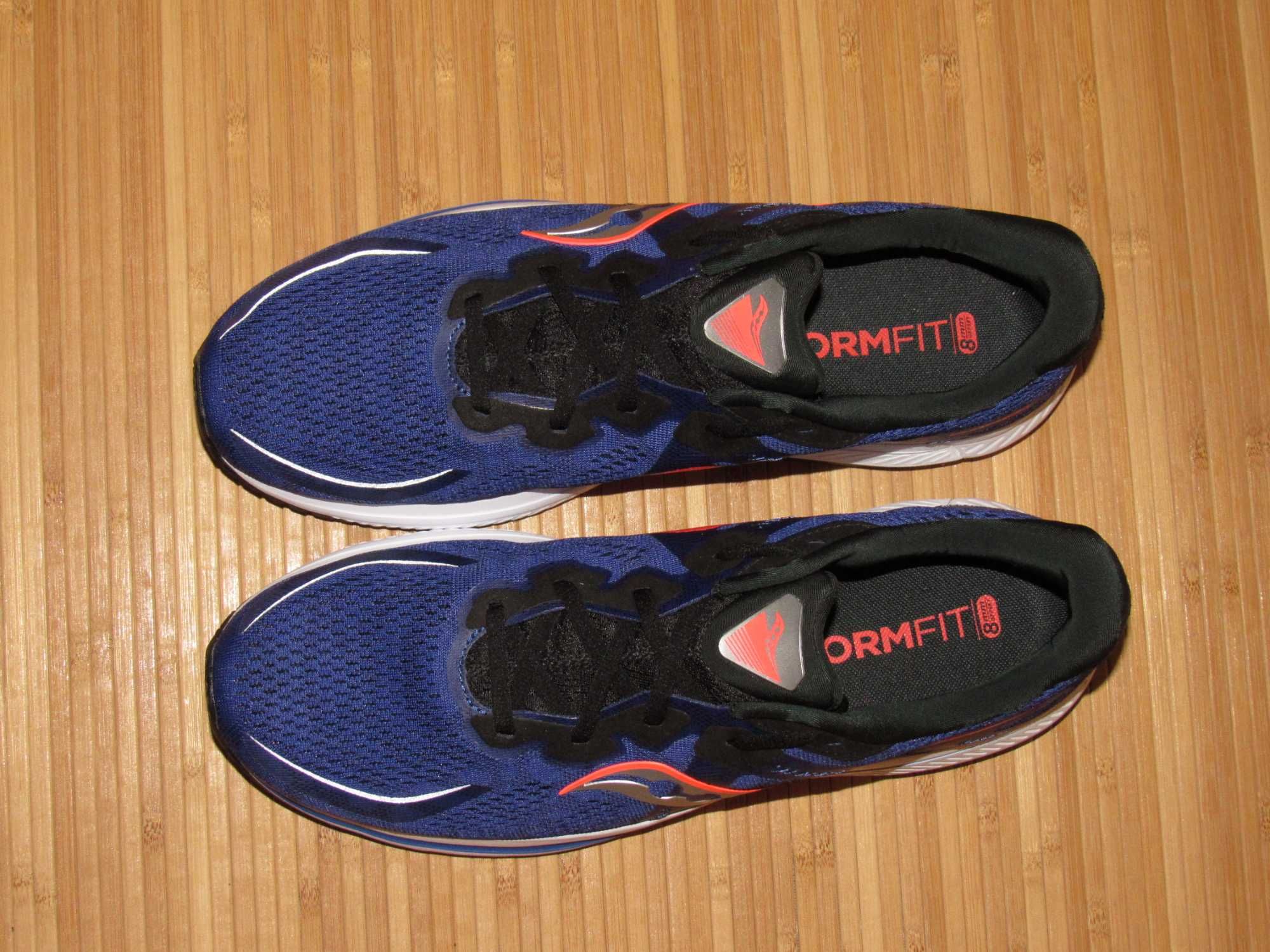 Кросівки для бігу Saucony Omni 20; EUR-48