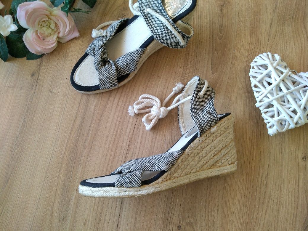 GAP nowe sandały espadryle koturny marynarskie 39 wiązane Boho etno