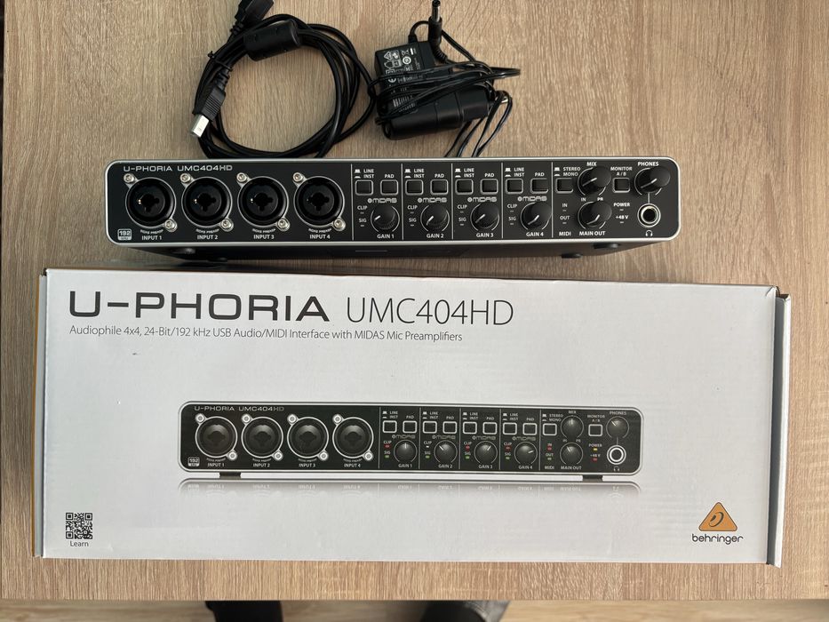 Behringer umc404hd