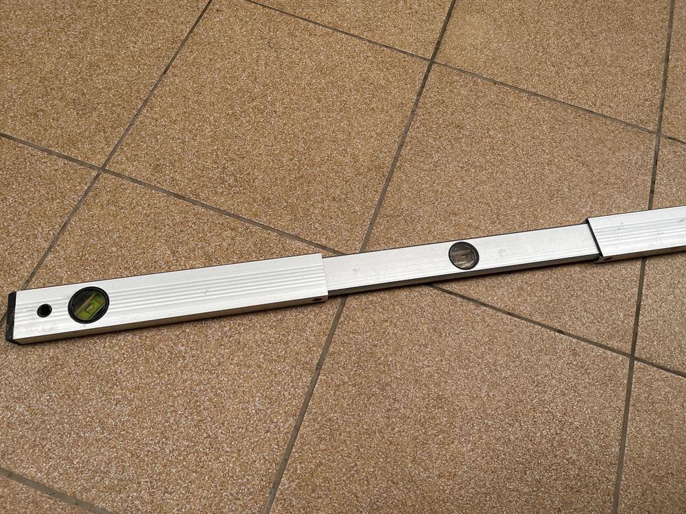 Poziomica aluminiowa rozsuwana