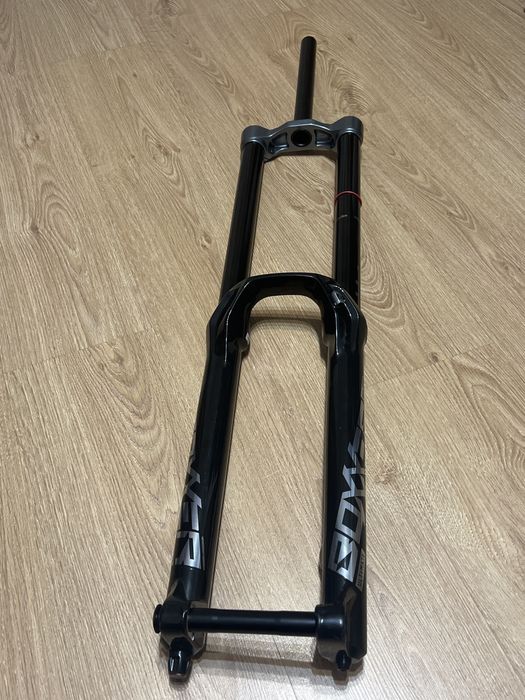 Amortyzator przedni RockShox Boxxer Ultimate 29 200mm