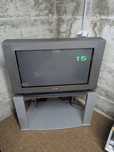 TV Sony Trinitron 32" (KV-32FX20E) + Móvel + Comando