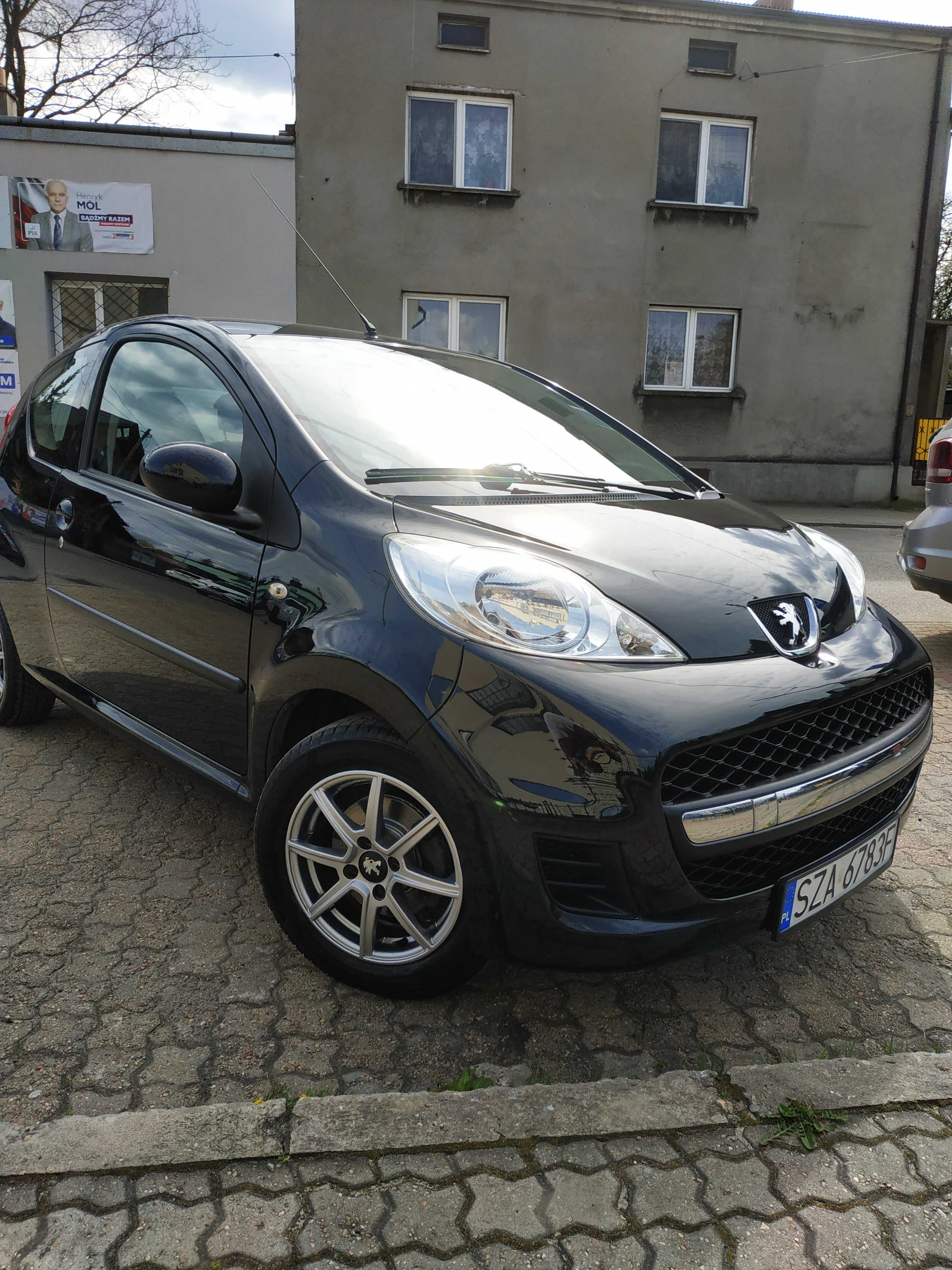 Peugeot 107 1.0 benzyna 2010