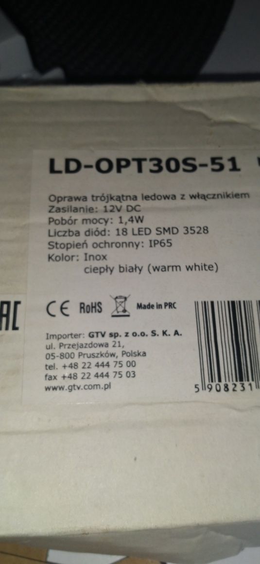 LED oprawa ledowa trójkątna z włącznikiem