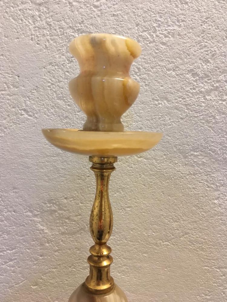 Retro świecznik z alabastru