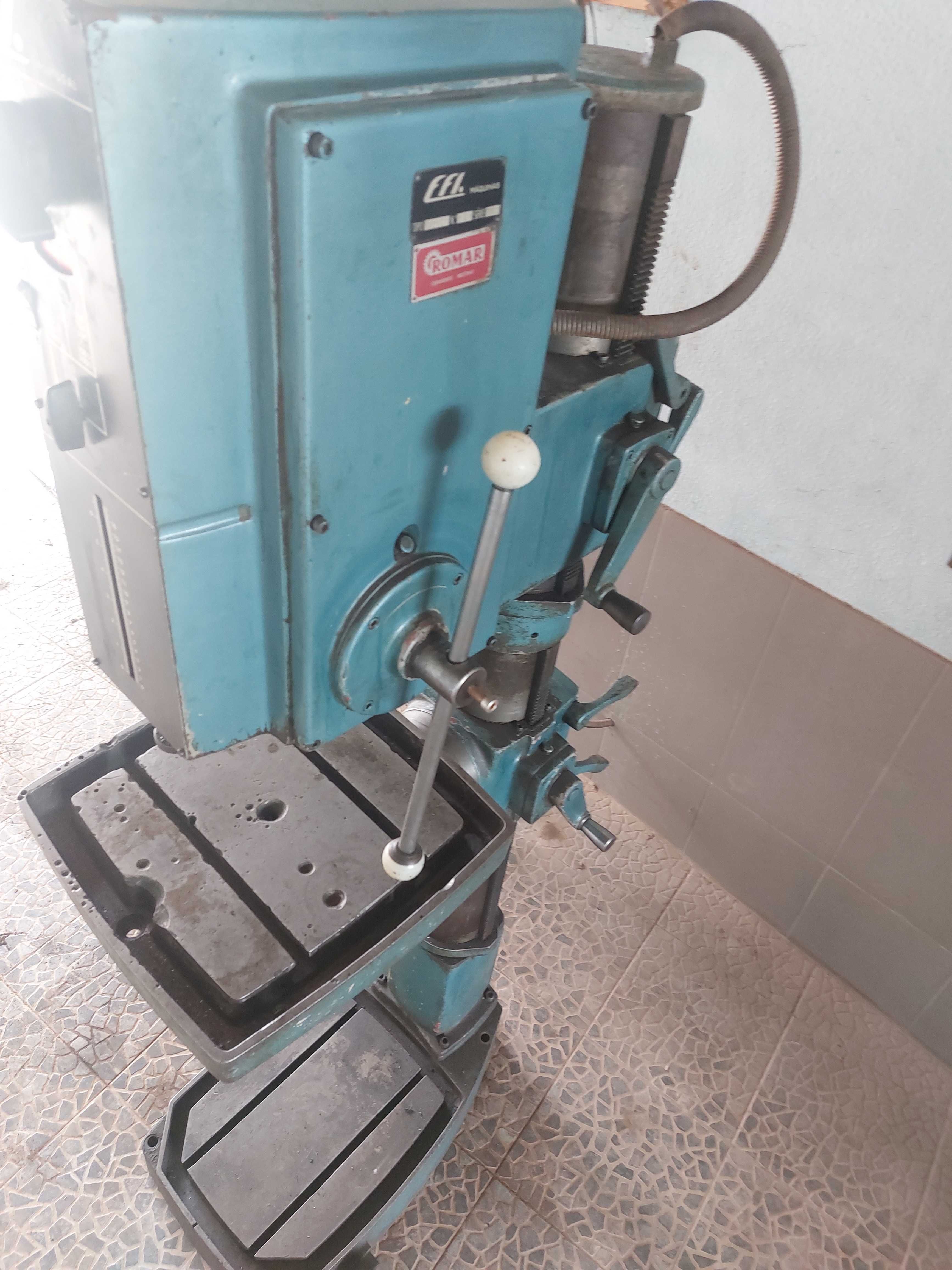 coluna furar de carretos
