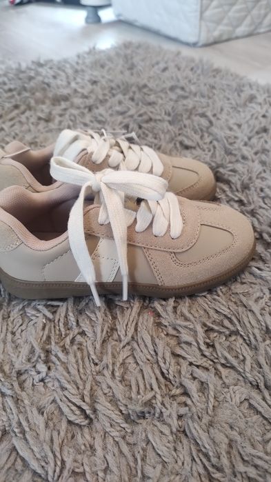 Nowe buty sportowe trampki Reserved 29 beżowe