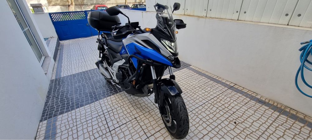 Honda NC750X 2021