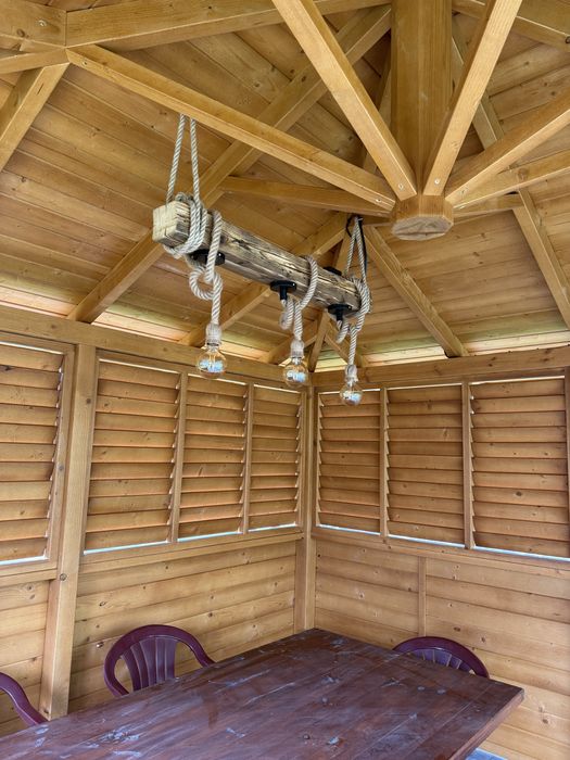 Lampa rustykalna z belki