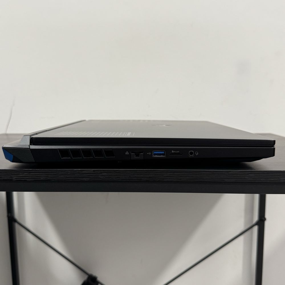 Acer Predator Helios Neo 16 PHN16-71-76H5 New Open Box