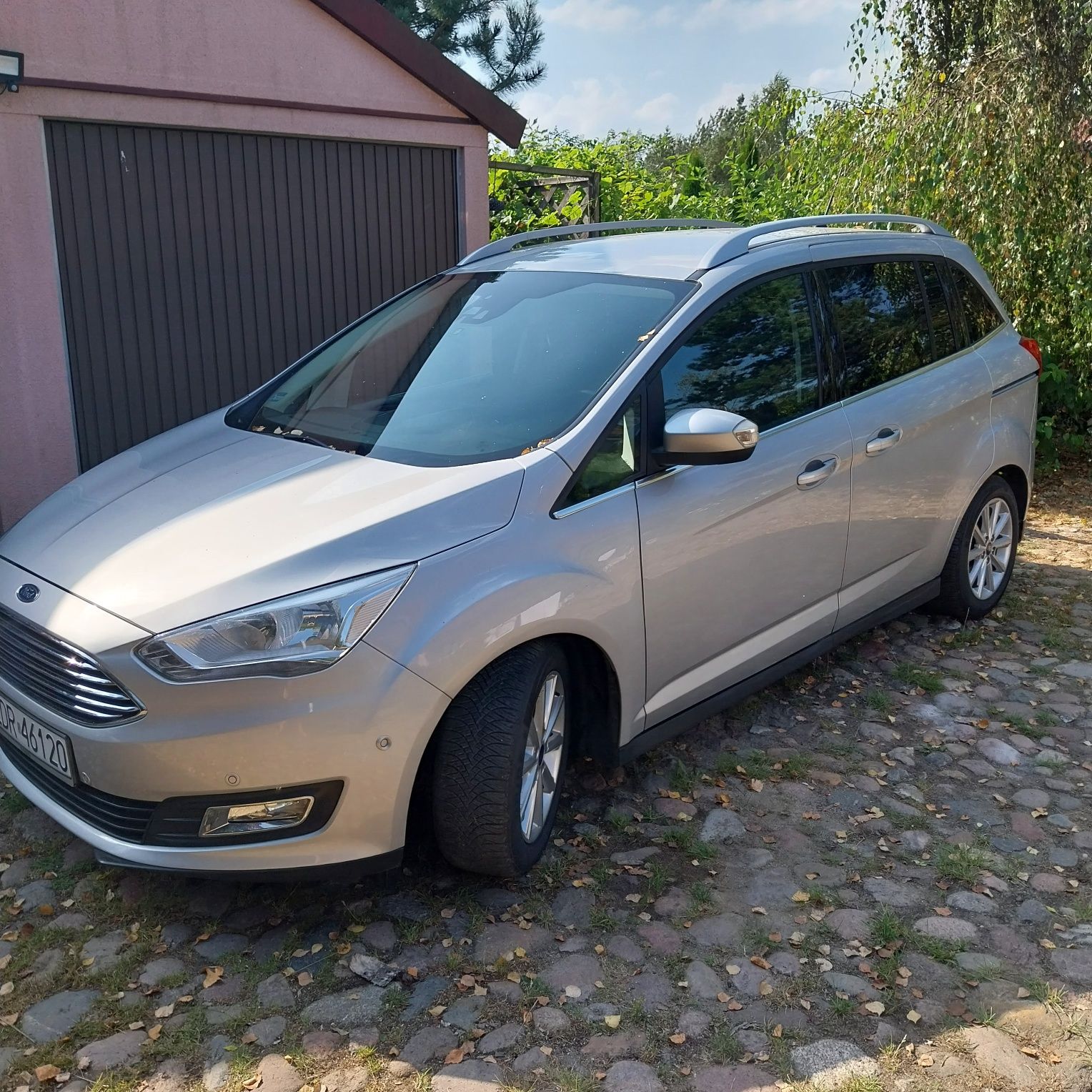 Ford grand cmax  1.0 ecoboost