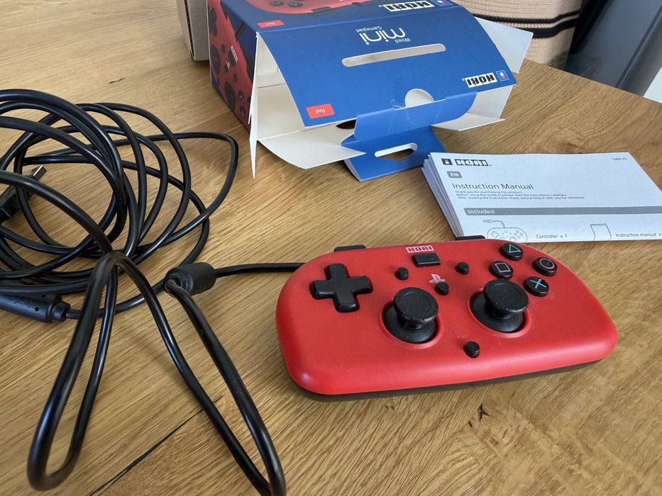 Pad kontroler do PS4 - HORI mini - przewodowy