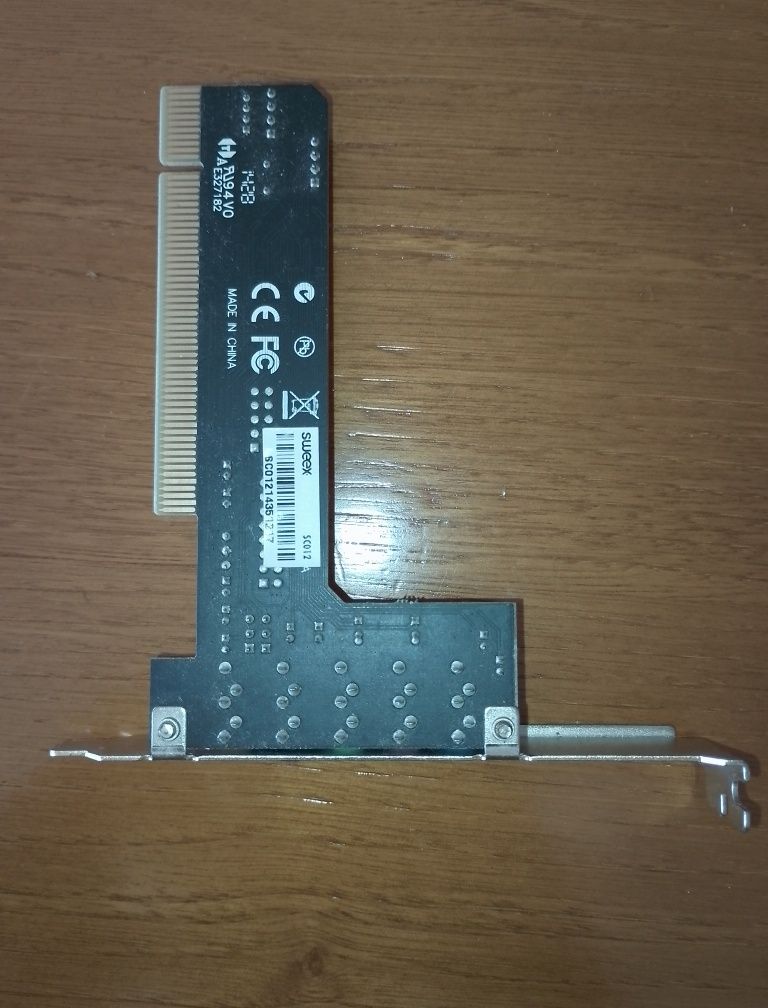 Conjunto de placas gráficas e som