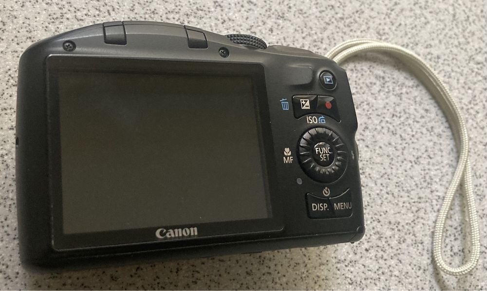 цифровой фотоаппарат/камера Samsung + сумка + зарядка с аккумуляторами