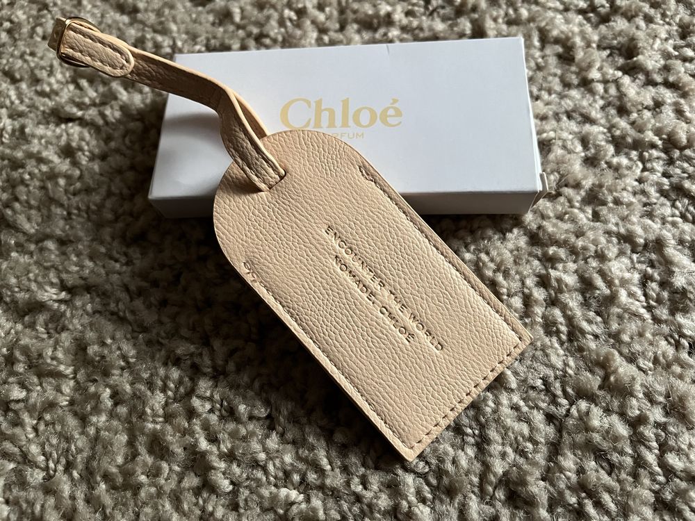 Chloe Nomade zawieszka do bagazu adresownik identyfikator