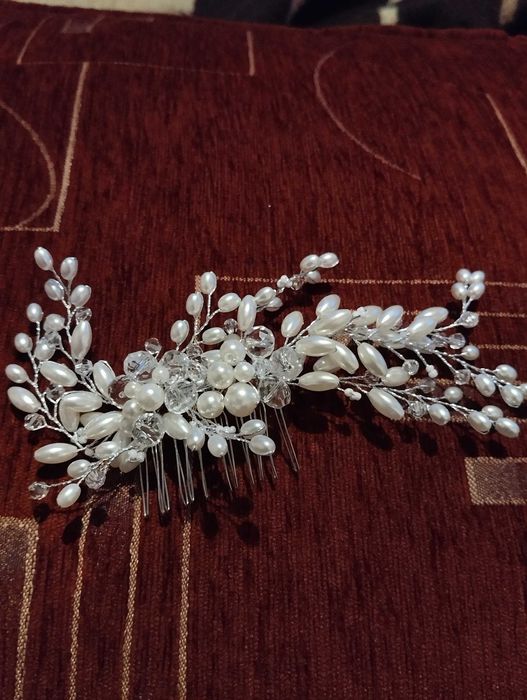 Прикраса для волосся