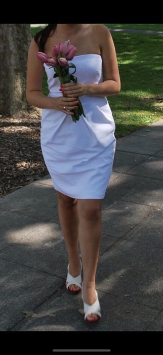 Біла сукня/випускна