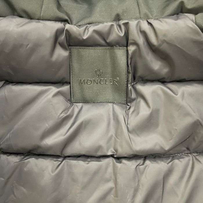 Пуховик Moncler на зріст 110 та 120