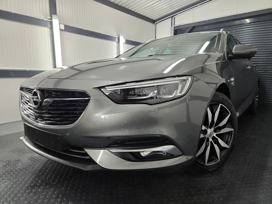 Opel Insignia 210KM_4x4_OPC_Skóra_intelliLUX_HUD_Radar_DIGITAL_El.Klapa_Hak_SERWIS