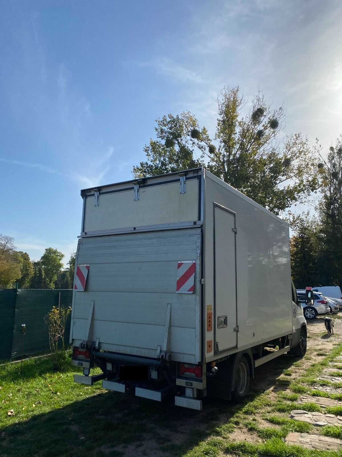 Iveco chłodnia  35C17 3,5 tony winda 2*debasto 2015