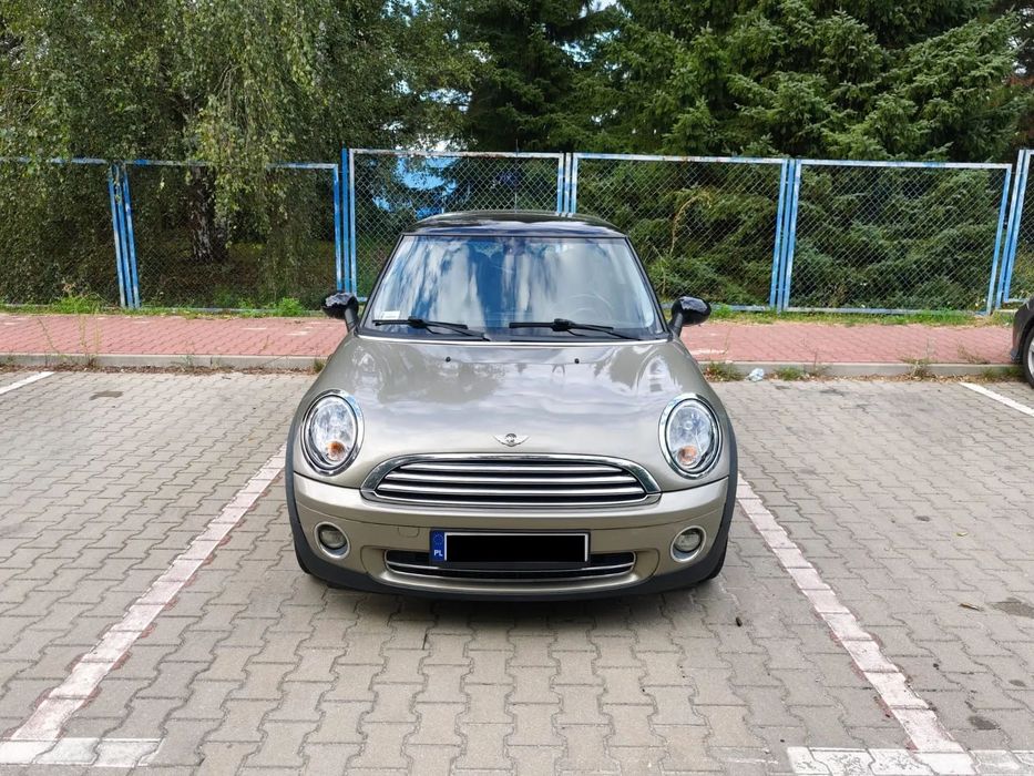 MINI Cooper Zadbany Mini Cooper. Piękny kolor szampański. Skóry. Klimatyzacja