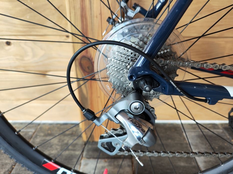 Cannondale Caadx Shimano tiagra super stan